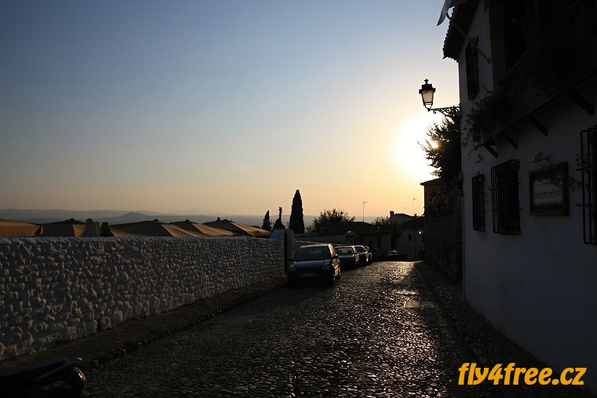 img00027.jpg