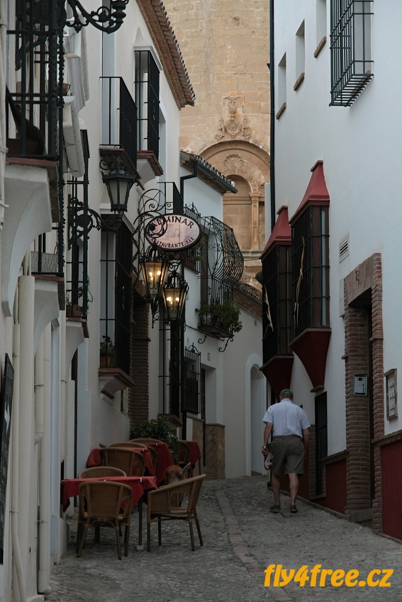 img00051.jpg