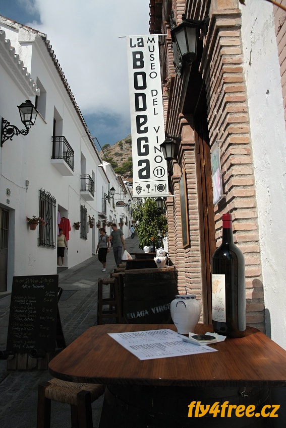 img00103.jpg