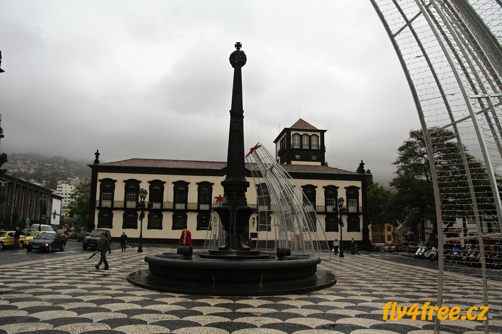img00012.jpg