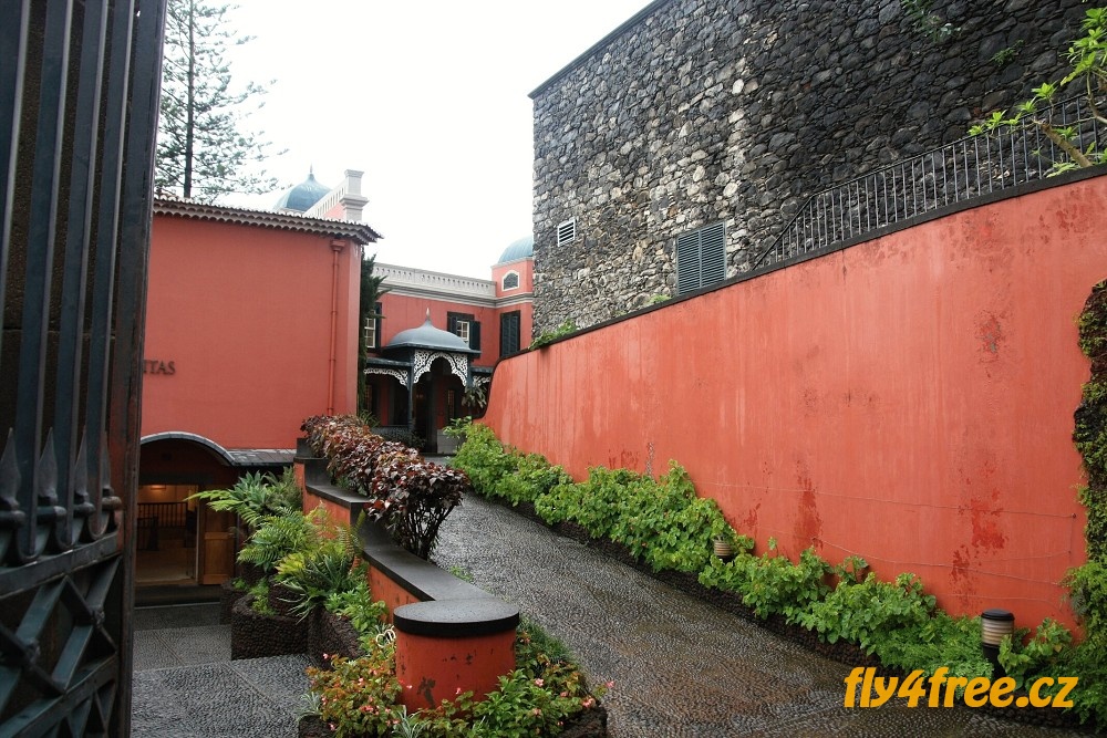img00024.jpg