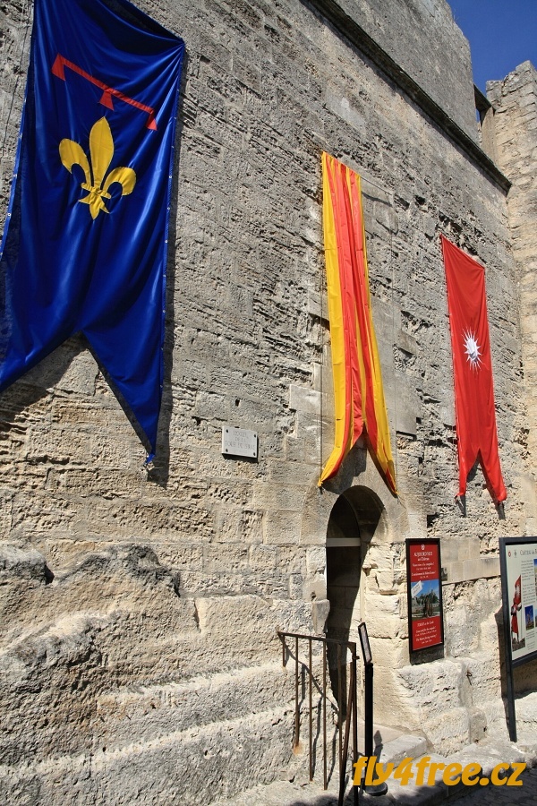 img00003.jpg