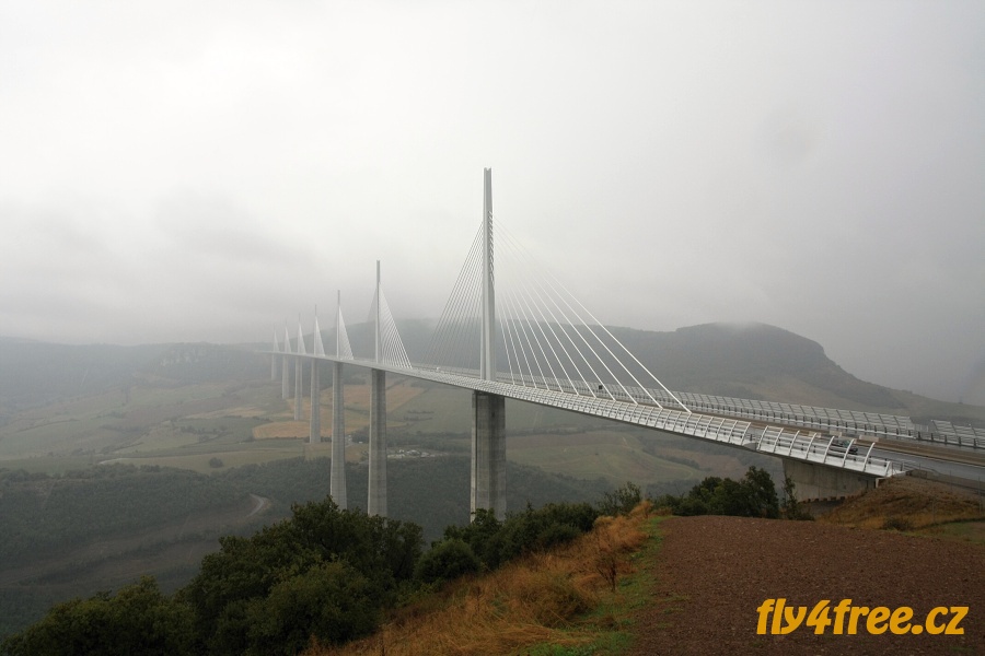 img00018.jpg